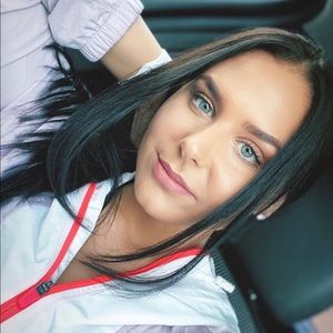 Meet your Posher, Daniele